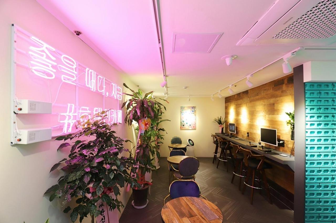 Hotel In Cafe Doksan Seoul Luaran gambar