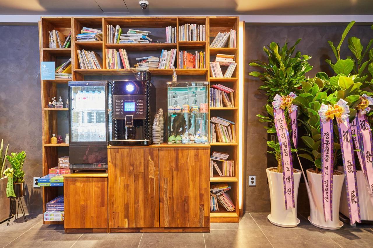 Hotel In Cafe Doksan Seoul Luaran gambar